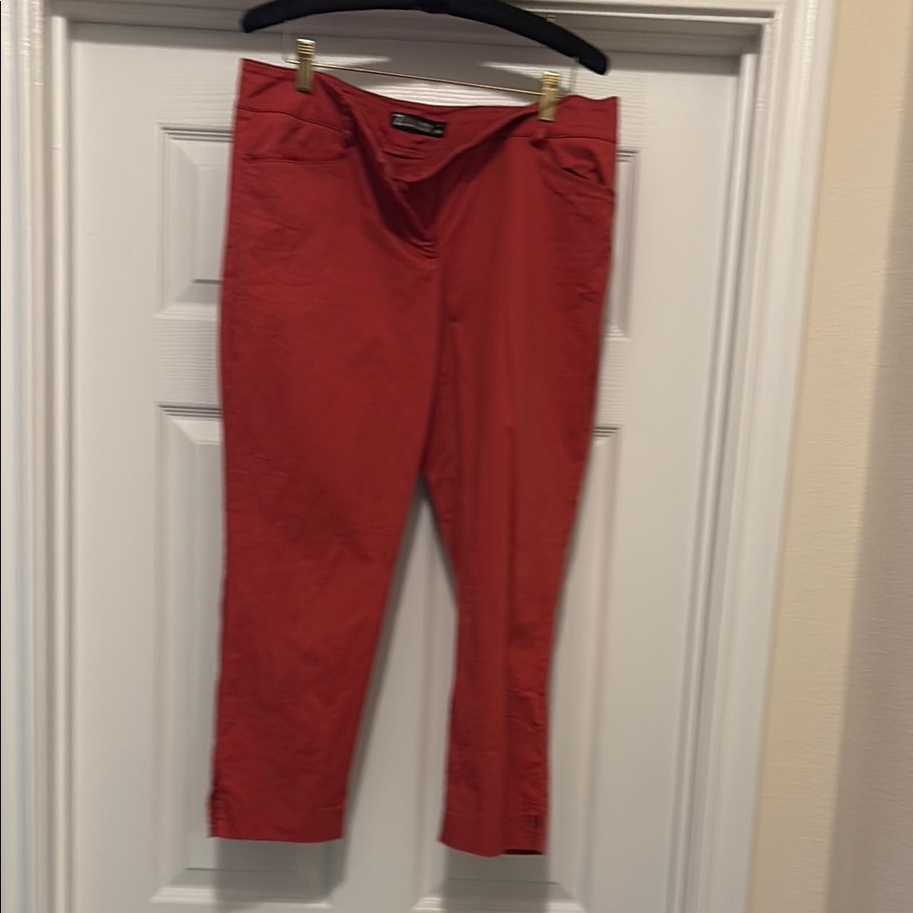 New York & Company Pink Capris Relaxed Fit